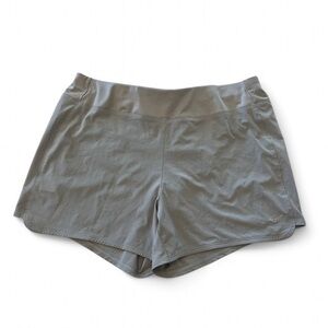 mizuno japan size Large Grey running shorts Grey Drawstring Net-lined Zip Pocket